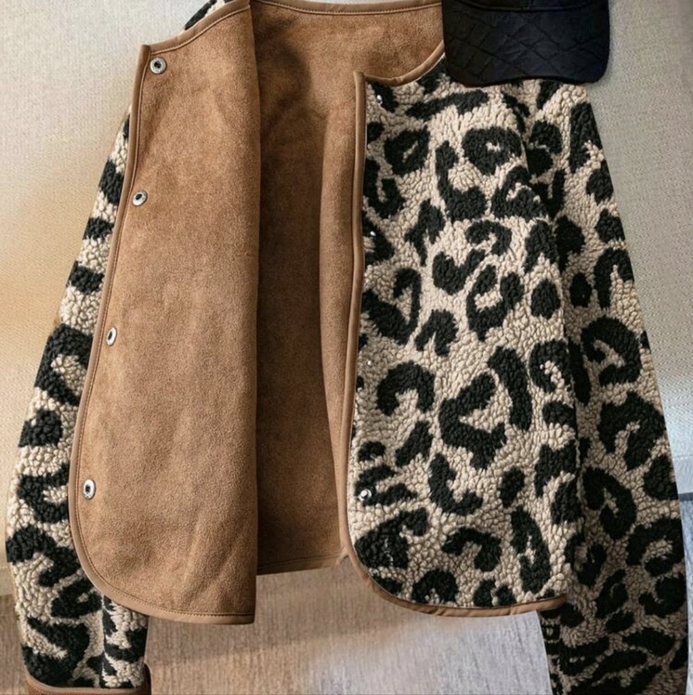Women Regular Fit Leopard Print Jacket, Autumn/Winter Outerwear, Warm